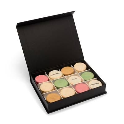 Engagement Macaron Gift Box