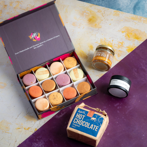 A Moment of Comfort - Autumn Macarons Indulgence Gift Set