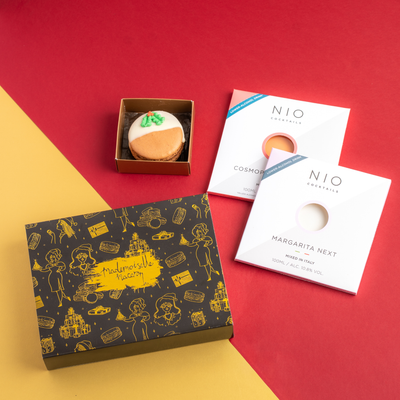 A Luxury Christmas Moment – Macarons & Cocktail Hamper