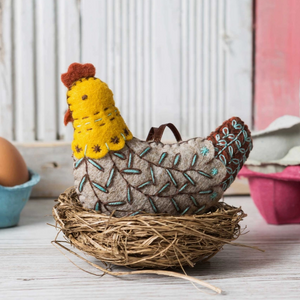 French Hen Felt Craft Mini Kit