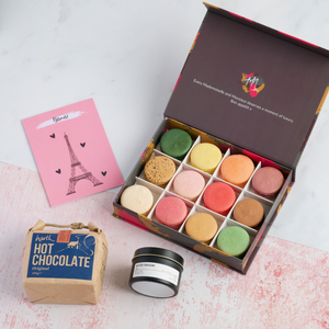 A Moment to Indulge - Luxury Hot Chocolate & Macaron Pamper Gift Set